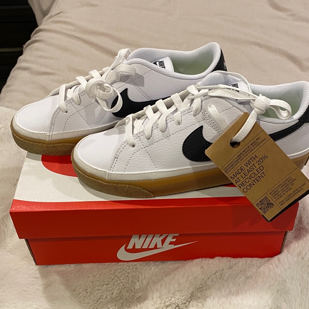 Nike Women’s White & Black Tennis Sneakers with Gum Sole